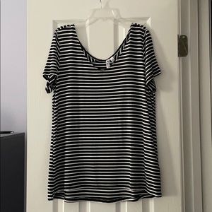Black, white, and silver short-sleeve Striped Top